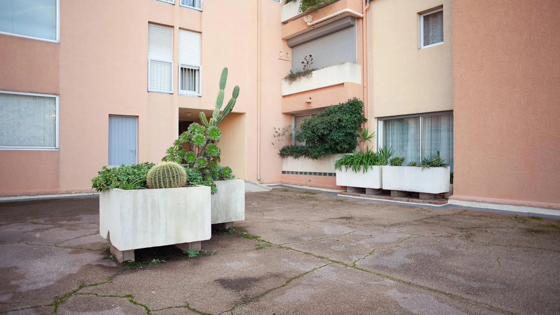 Apartment Studio Proche Des Plages Le Pradet